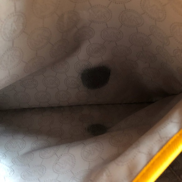 Michael Kors Shoulder Tote Saffiano Yellow Jet Set - Picture 8 of 8